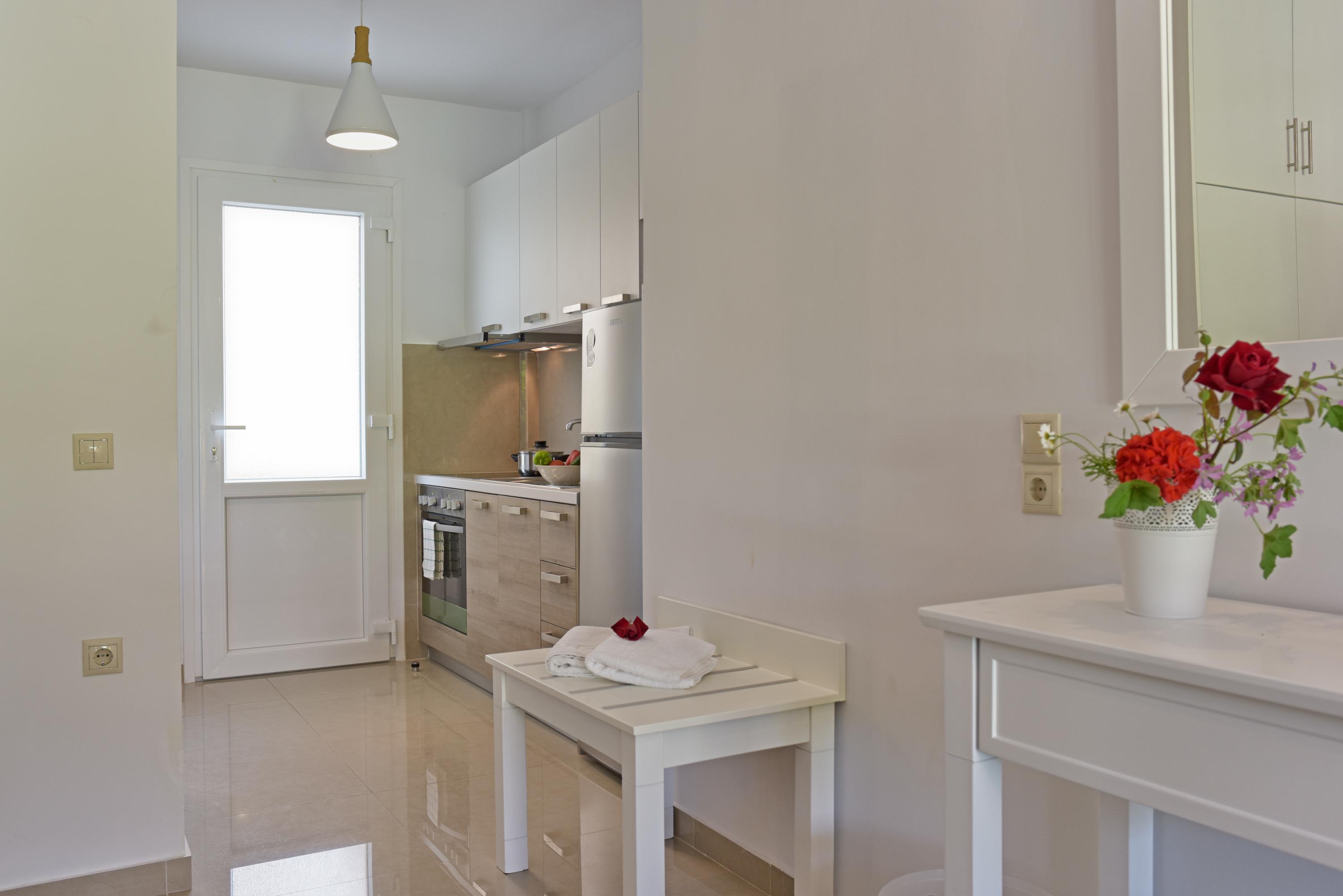 Palapart Gikas Suites And Studios 古维亚 外观 照片